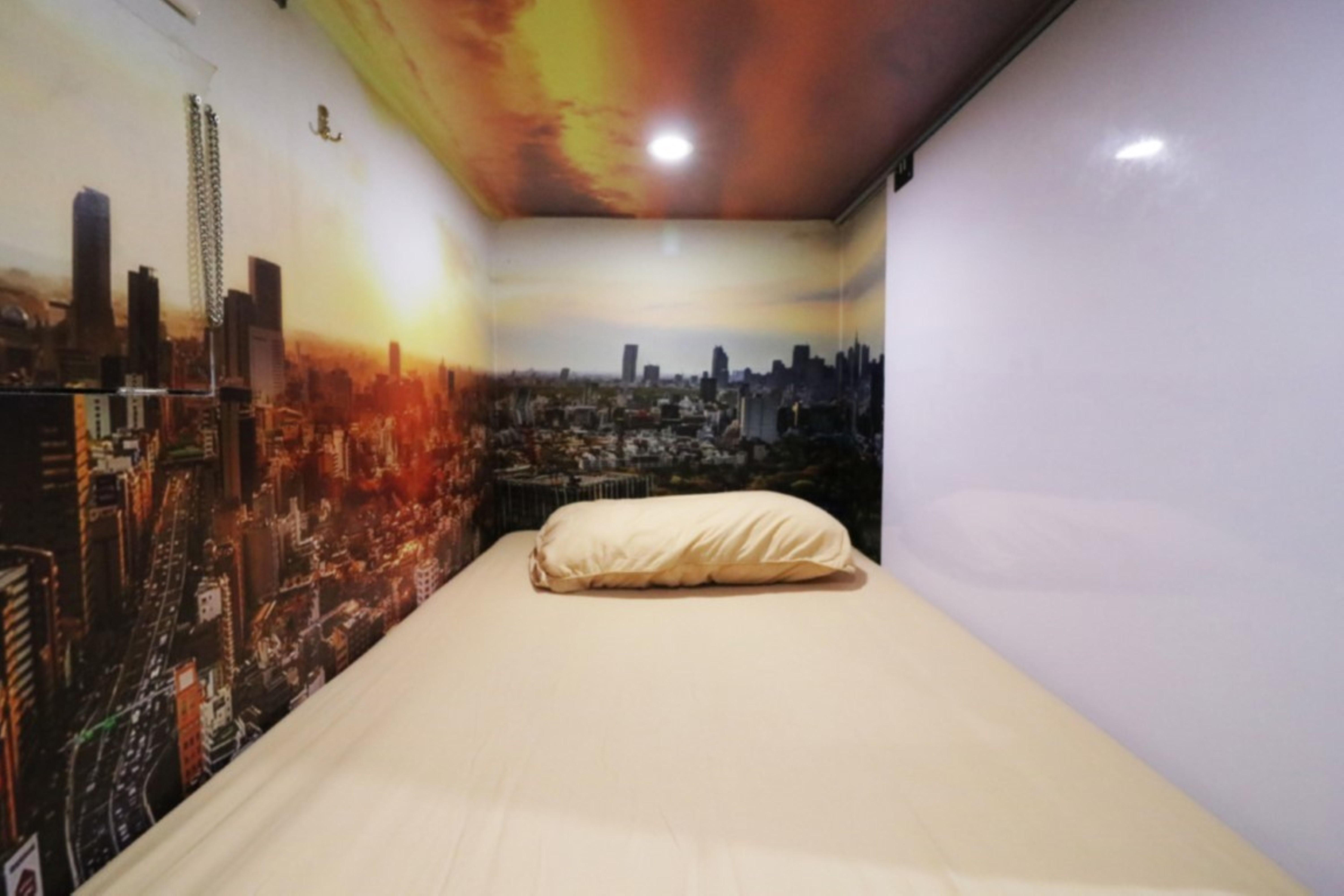 Hotel Inap At Capsule Thamrin Jakarta Exterior foto