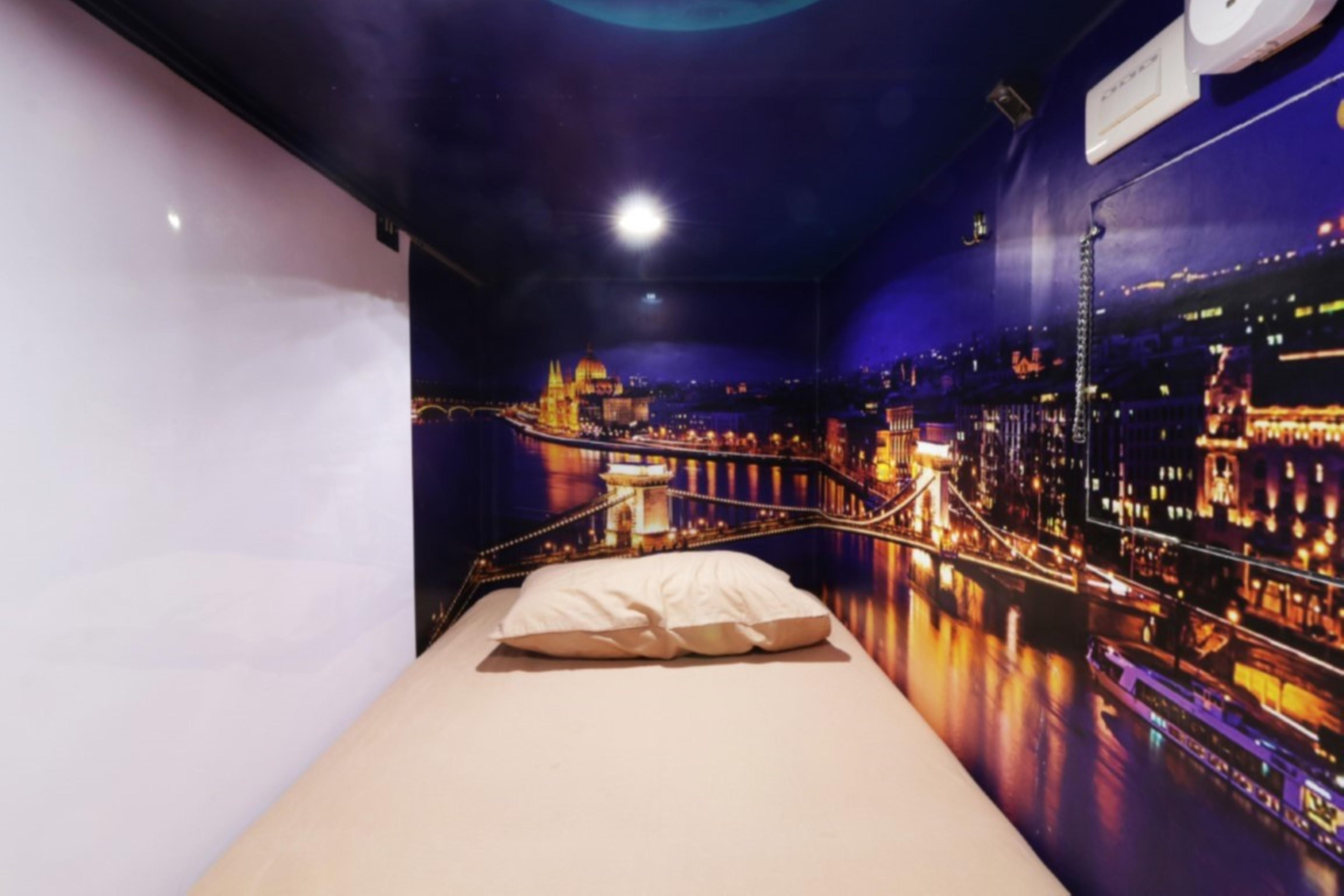 Hotel Inap At Capsule Thamrin Jakarta Exterior foto